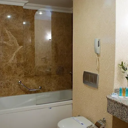 ايليت دراغوس فندق 5*