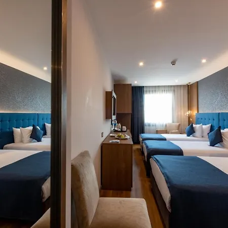 Hotel Nova Plaza Crystal & Spa 4*