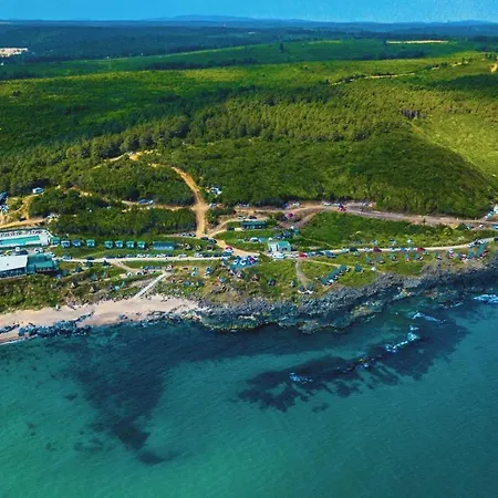 Kamp alanı Darni Karavan *