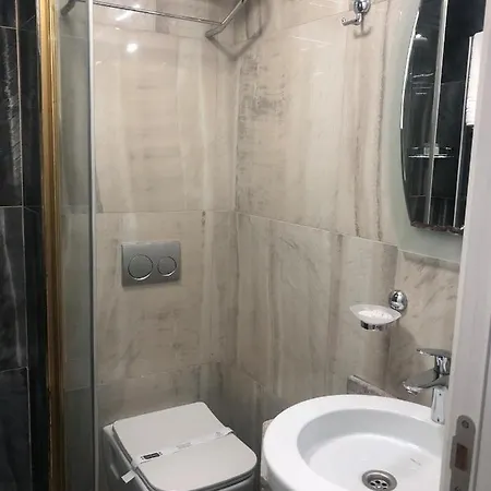 Glamour Sirkeci מלון