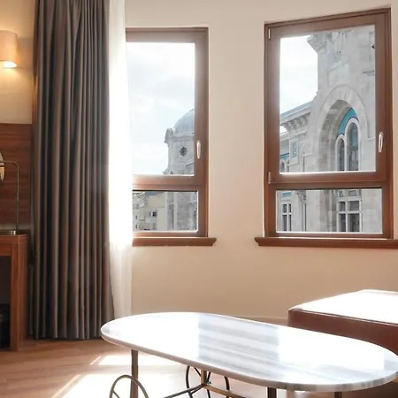 Grand Sirkeci 4*