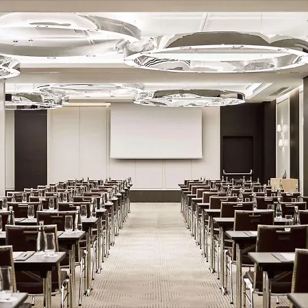 Hotel Fairmont Quasar