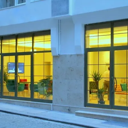Hotel Yazar