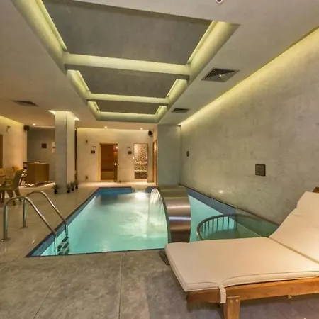 The Meretto Old City 4*