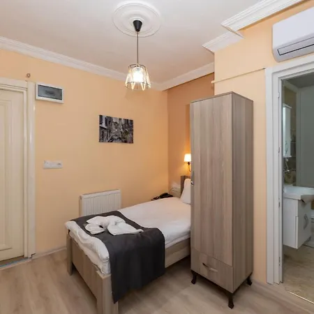 Golden Flower Hotel