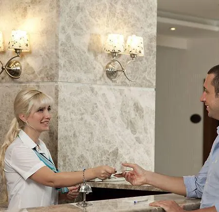 Hotel Mercia & 4*
