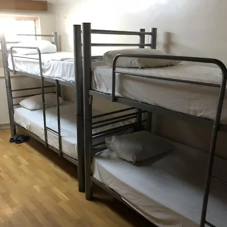 şirin Otel 2*