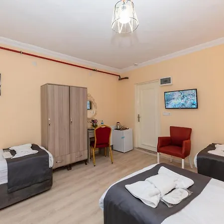 Golden Flower Hotel