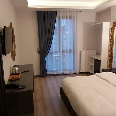 아브실라 가든 호텔 3*
