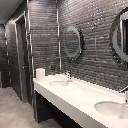 105 Apartment *