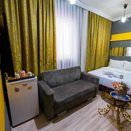 Evin Hotell