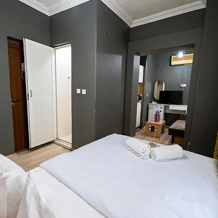 Evin Hotell