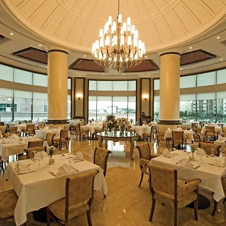 Hotel Crowne Plaza By Ihg