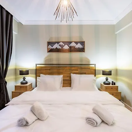 Modern And Well Designed Near Public Transportation In Maltepe Daire