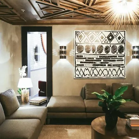 Otel Root Karaköy 4*