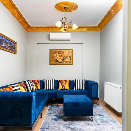 Apartment Ottoman Design *
