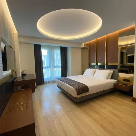 Henna Hotel