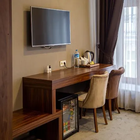 Hotel Karakoey 2*