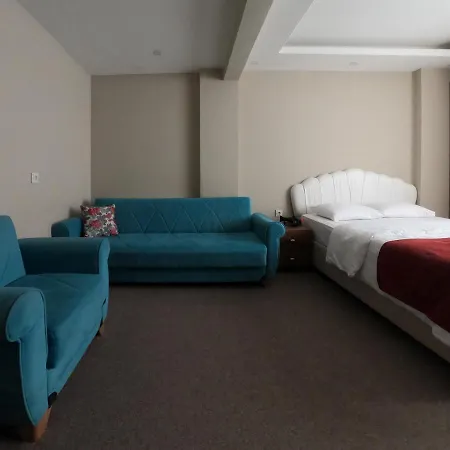 Cnr Airport Apartman *