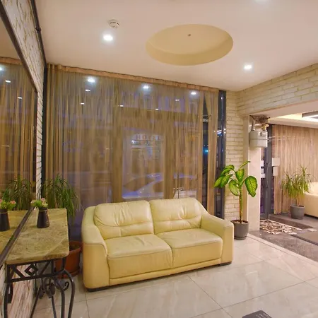 Hotel Sim Old 3*