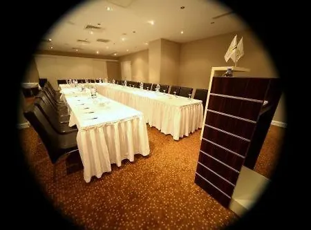 Golden Hill Hotel 4*