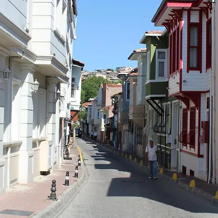 Ararat Daire *