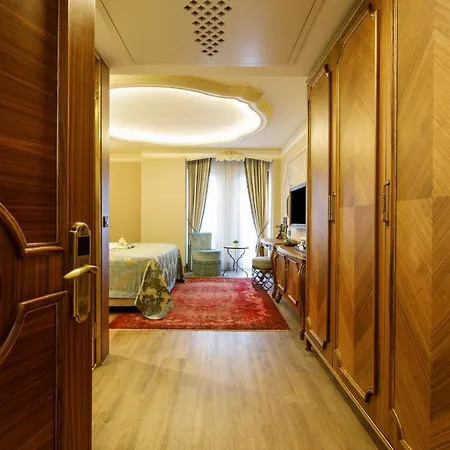 Romance Boutique Class Hotel