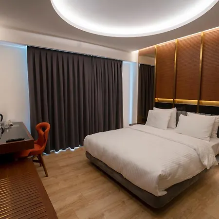 Henna Hotel 2*