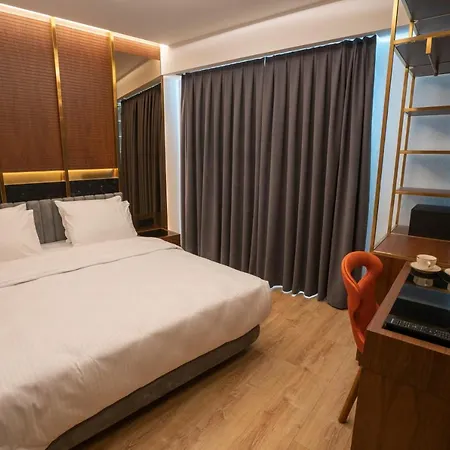 Henna Hotel 2*