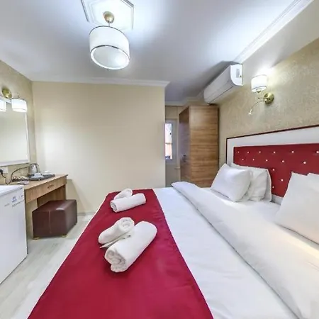 Cihangir Palace 4*