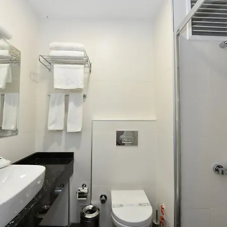 Andi 2* Istanbul