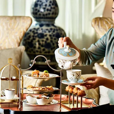 Shangri-la Bosphorus, 5* Istanbul