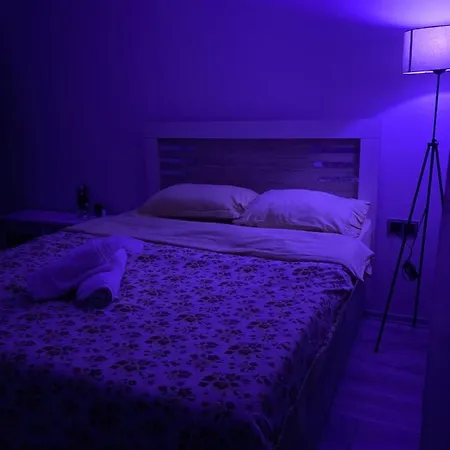 Homestay Emre Guest Near Airport