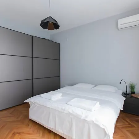 Luxurious Flat Close To Everywhere شقة