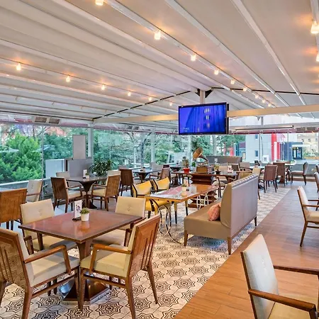 Titanic Port Bakirkoy Hotel
