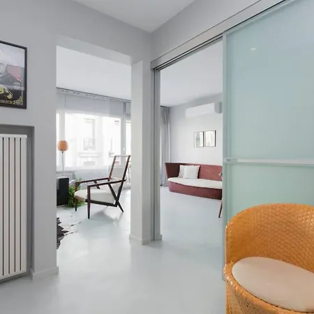 Luxurious Flat Close To Everywhere Apartment