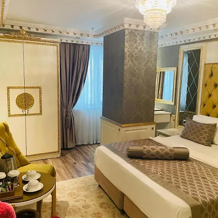 Emirhan Palace 3*