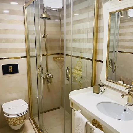 Emirhan Palace 3*