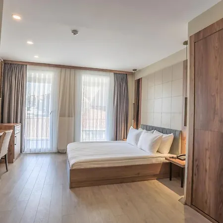 Arach Harbiye Otel İstanbul