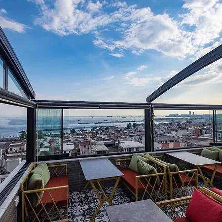 Grand Balyan & Restaurant Hotel