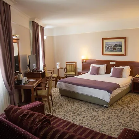 Dila Hotel
