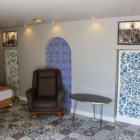 Leyenda Hotel 3*