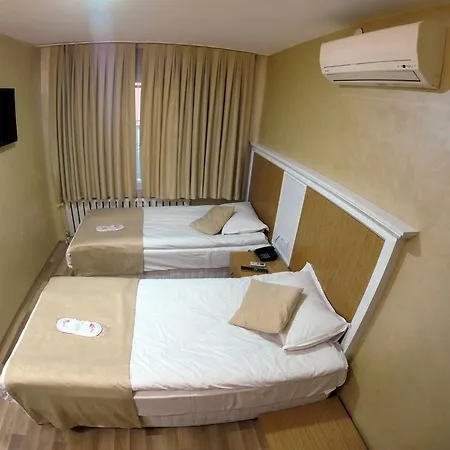 Hotel Lal 3*