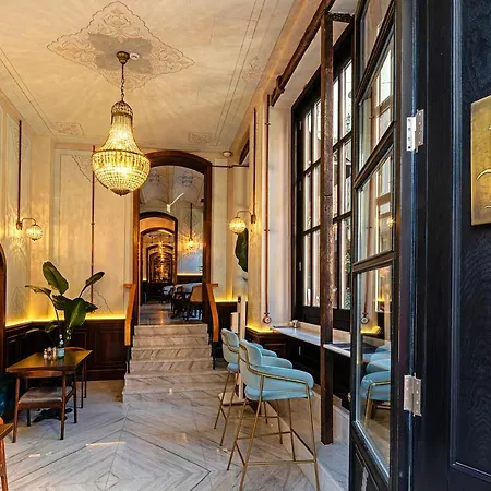 Hotel Meroddi Barnathan *