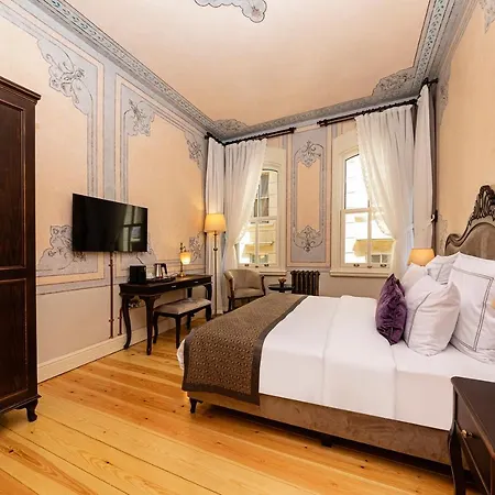 Hotel Meroddi Barnathan *