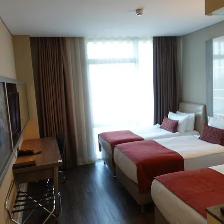 Hotel Ramada Encore Bayrampasa