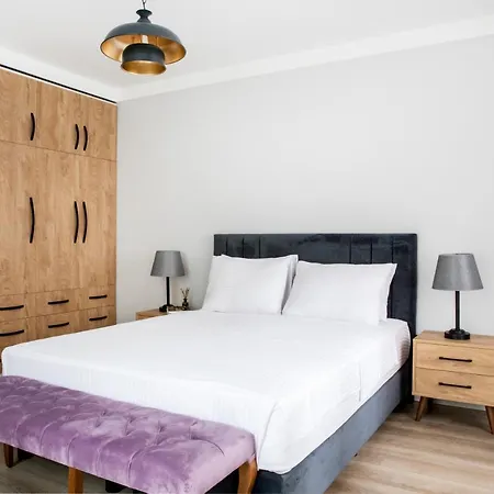 Apartment Mita' Homes