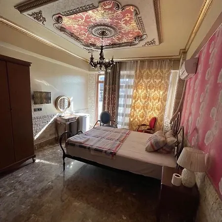Hotel Dilek & Cafe Estambul