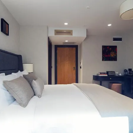 Root Karaköy 4*