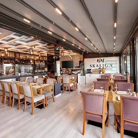 Skalion Hotel 4*